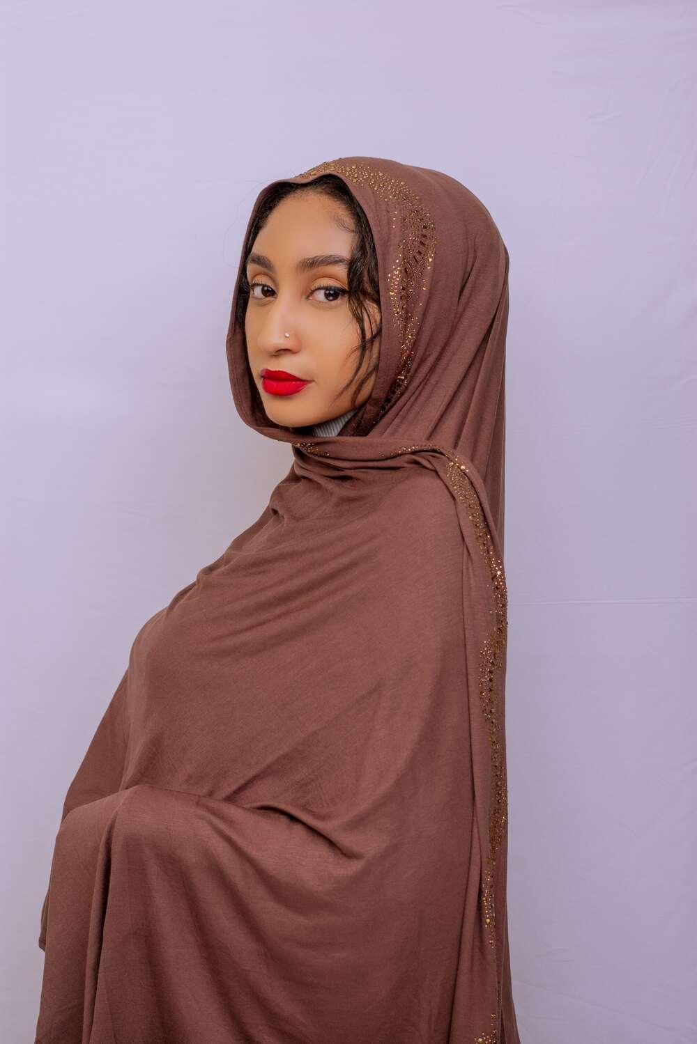 Day Brown Flower Stone Hijab