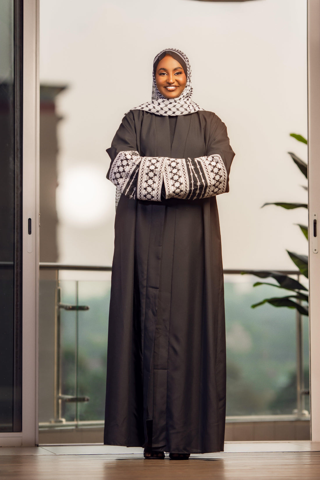 Keffiyeh abaya black