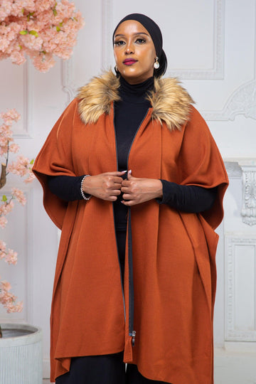 Warm Girlie Poncho - Nizar's Line