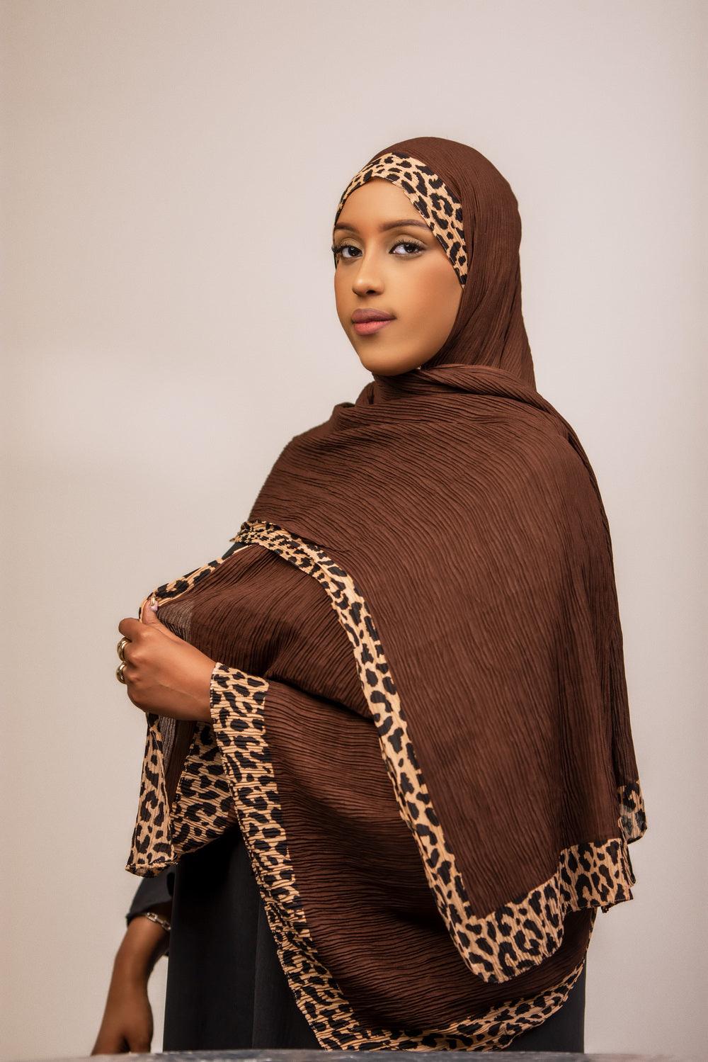 Leopard luxe scarf choco brown