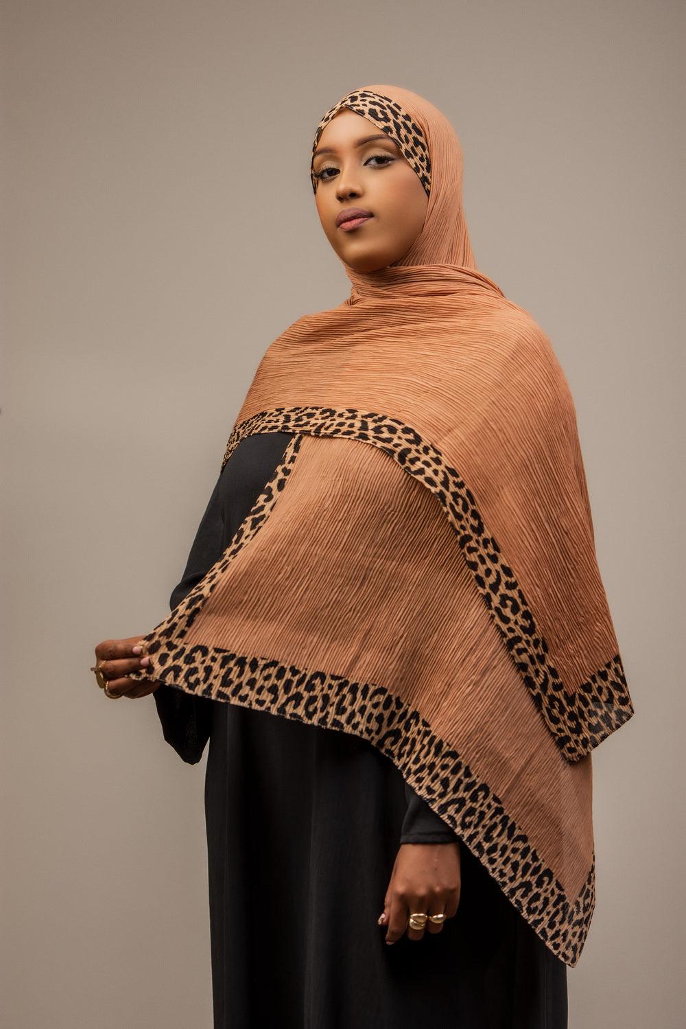 Leopard luxe scarf day brown