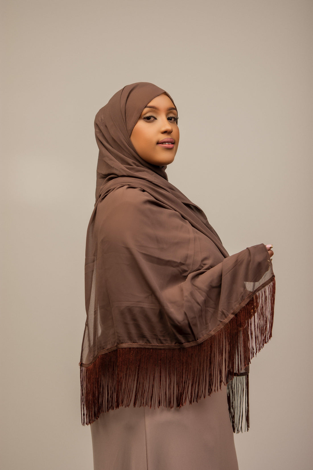Tassel chiffon scarf - brown