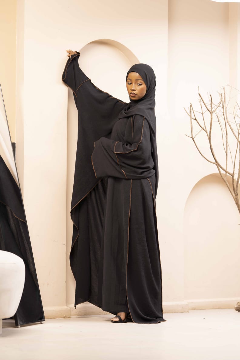 Selma Abaya-Black
